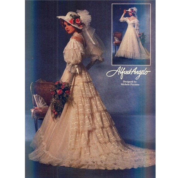 Vintage 1970’s 1980’s Alfred Angelo Lace Wedding Dress • Ruffled - Small - Picture 1 of 10